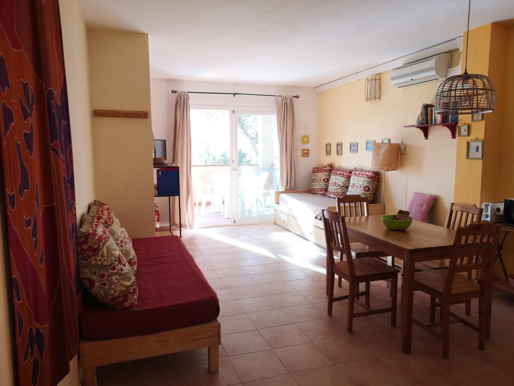 Casa Amarilla Apartment Es Pujols Exterior photo